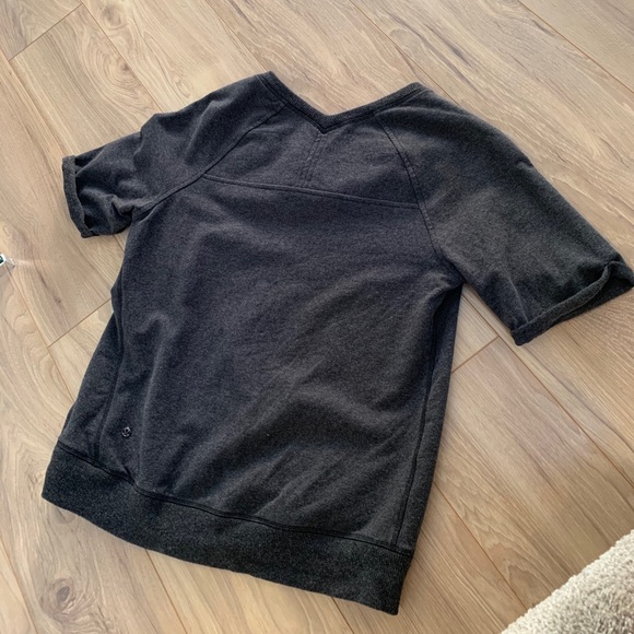 LULULEMON Sweatshirt Tshirt Top Pullover XS 4 - Picture 4 of 5